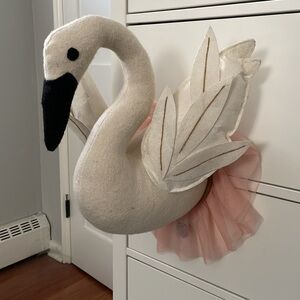 Adorable wall decor for nursery